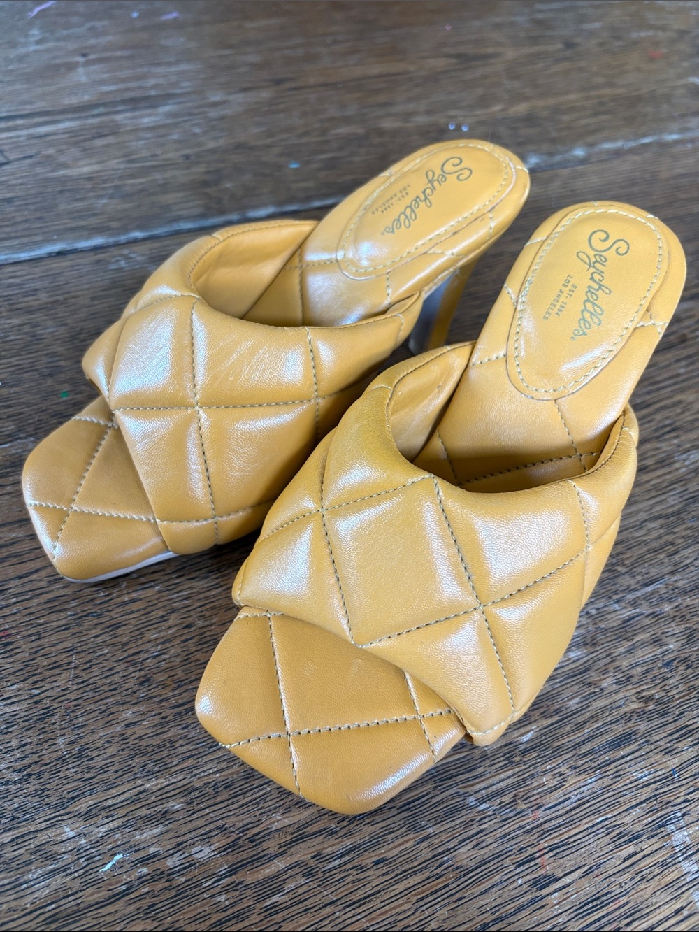 Seychelles Bel Air Heels size 6